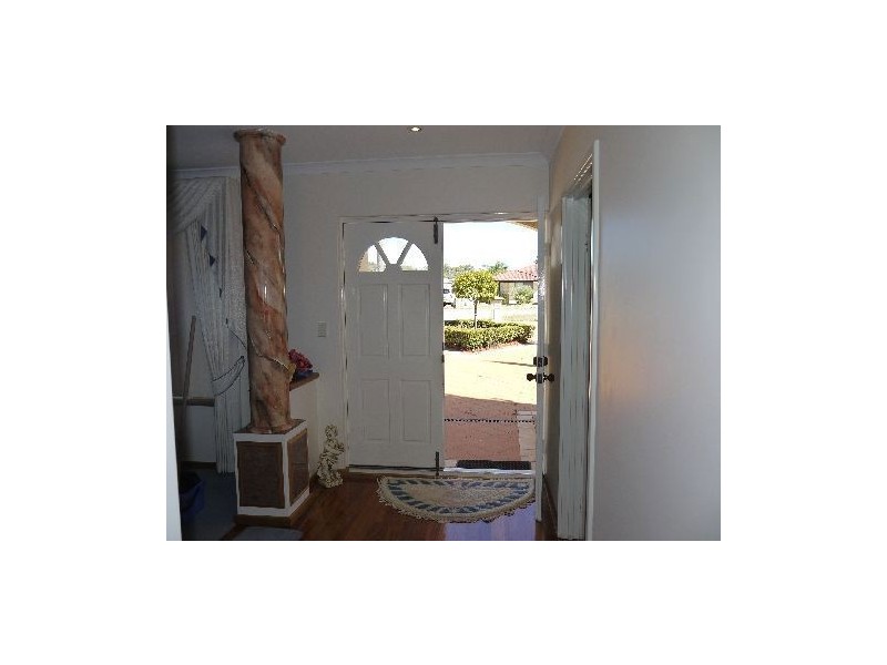 71 Allambi Way, South Yunderup WA 6208