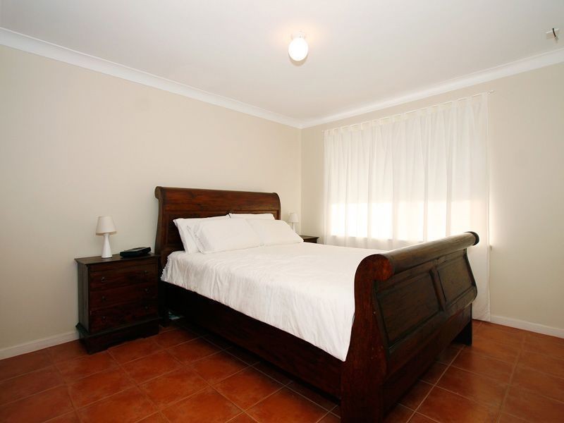 33 Hamilton Road, Hamilton Hill WA 6163