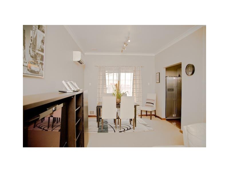 34 North Lake Road, Alfred Cove WA 6154