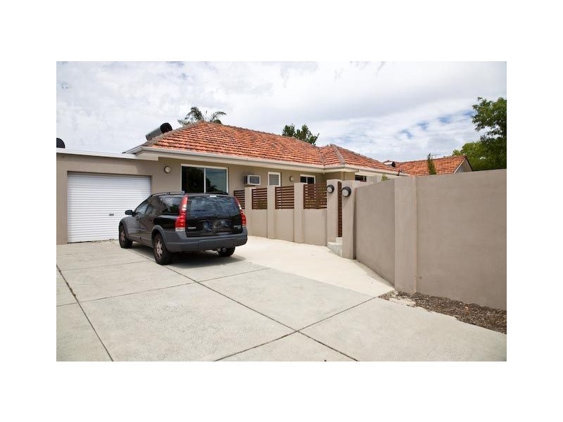 34 North Lake Road, Alfred Cove WA 6154