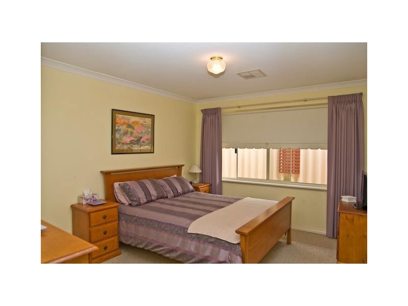 26 Concord Terrace, Atwell WA 6164