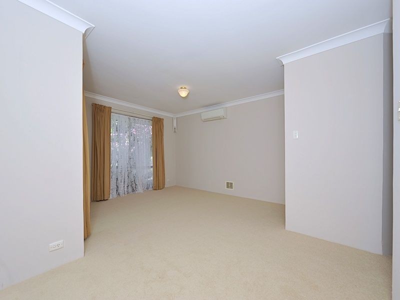 12 Townsend Road, Rockingham WA 6168