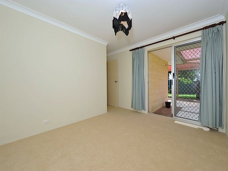 12 Townsend Road, Rockingham WA 6168