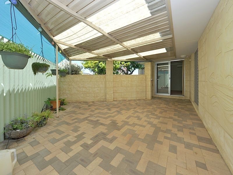 12 Townsend Road, Rockingham WA 6168