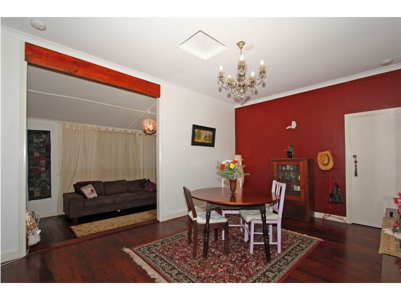 7 Butson Street, Hilton WA 6163