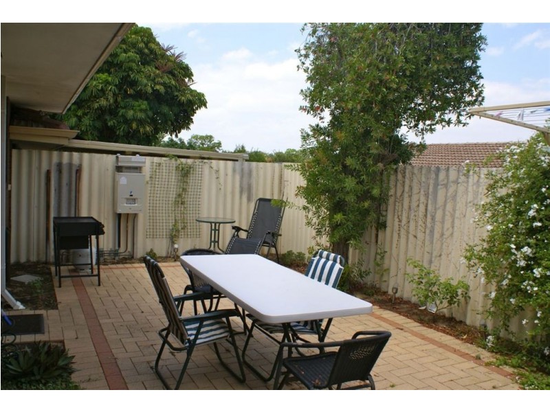 9/108 Flinders Street, Yokine WA 6060