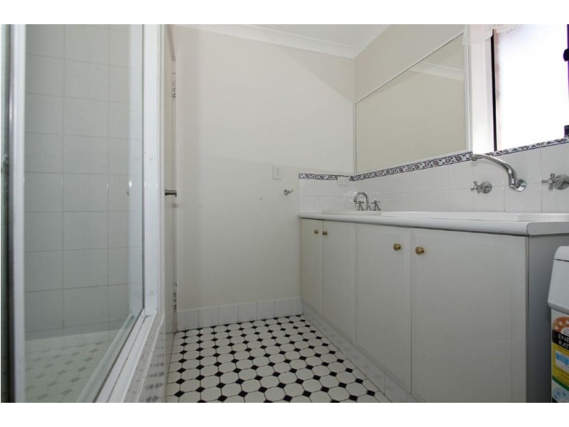 4/6 Paddington Court, Bibra Lake WA 6163