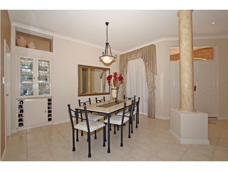 34 Deller Drive, Bibra Lake WA 6163