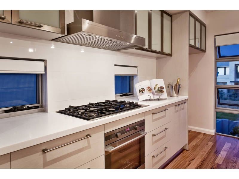 39 Newark Turn, North Coogee WA 6163