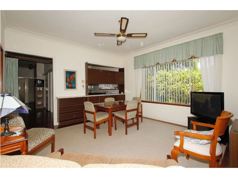 104 Clontarf Road, Hamilton Hill WA 6163