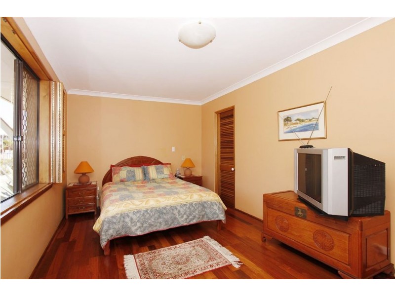 14 Vlaming Rise, Coogee WA 6166