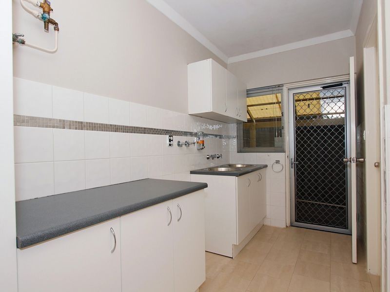 1/9 Bardolph Road, Spearwood WA 6163