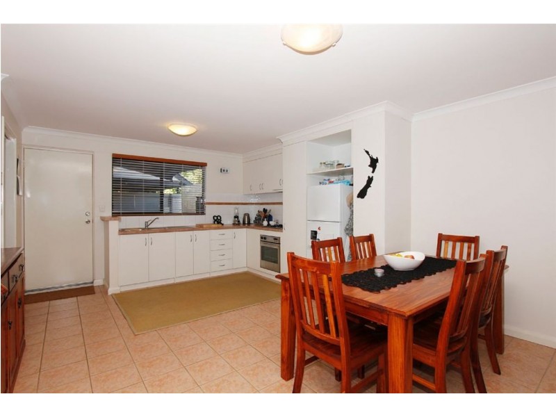 1/27 Burns Street, North Fremantle WA 6159