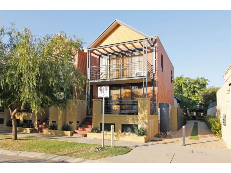 1/27 Burns Street, North Fremantle WA 6159