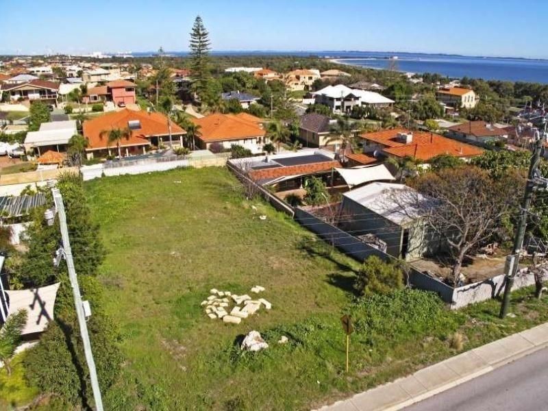 15 King Street, Coogee WA 6166