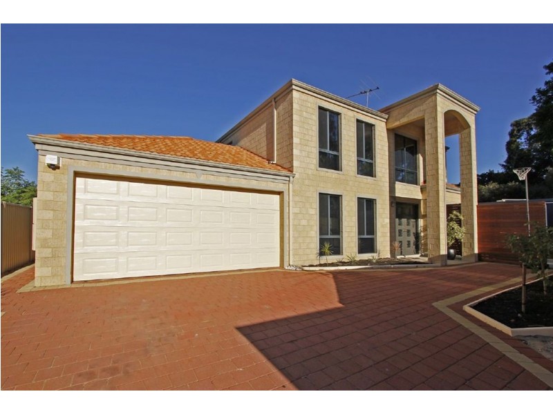 14A Lakeside Terrace, Mount Pleasant WA 6153