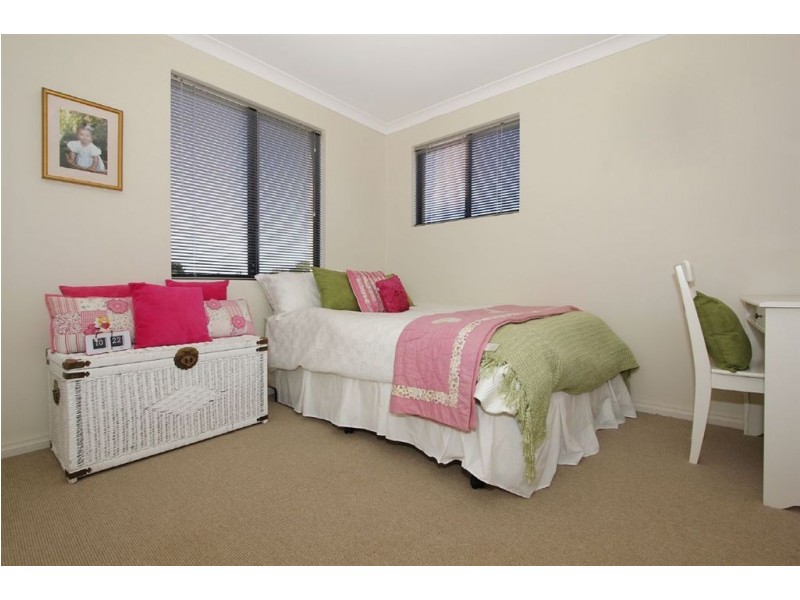 14A Lakeside Terrace, Mount Pleasant WA 6153