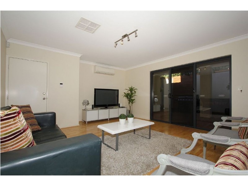 14A Lakeside Terrace, Mount Pleasant WA 6153