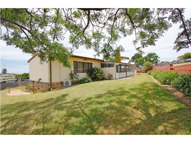 1 Edeline Street, Spearwood WA 6163