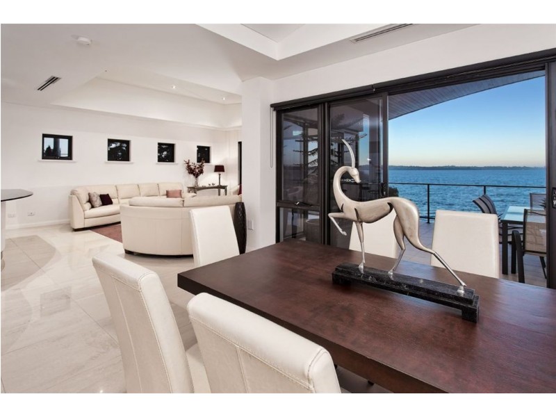 14e Fraser Road, Applecross WA 6153