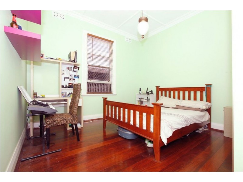 135 Edmund Street, Beaconsfield WA 6162