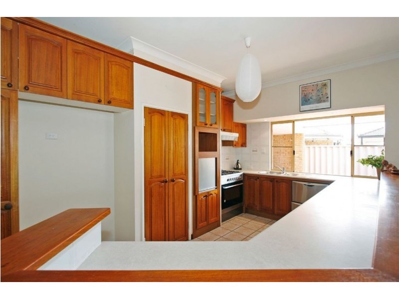 13 Okra Court, Munster WA 6166