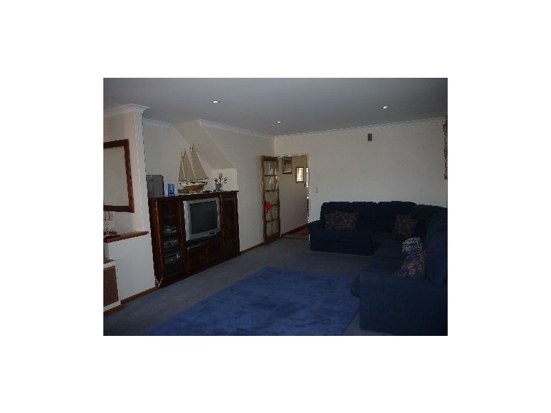 71 Allambi Way, South Yunderup WA 6208