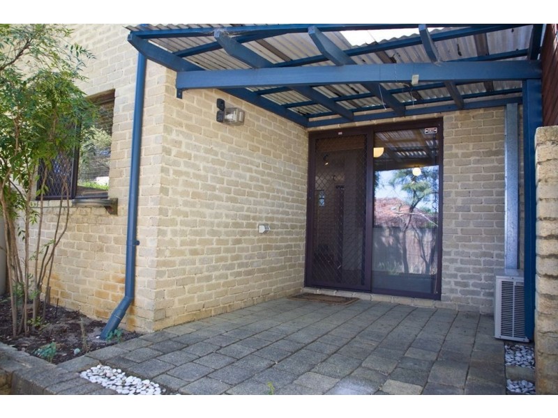 6/3 Lawrence Street, Como WA 6152