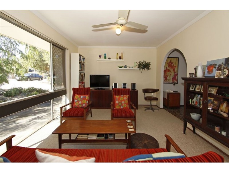 1/1 Paulik Way, Hamilton Hill WA 6163