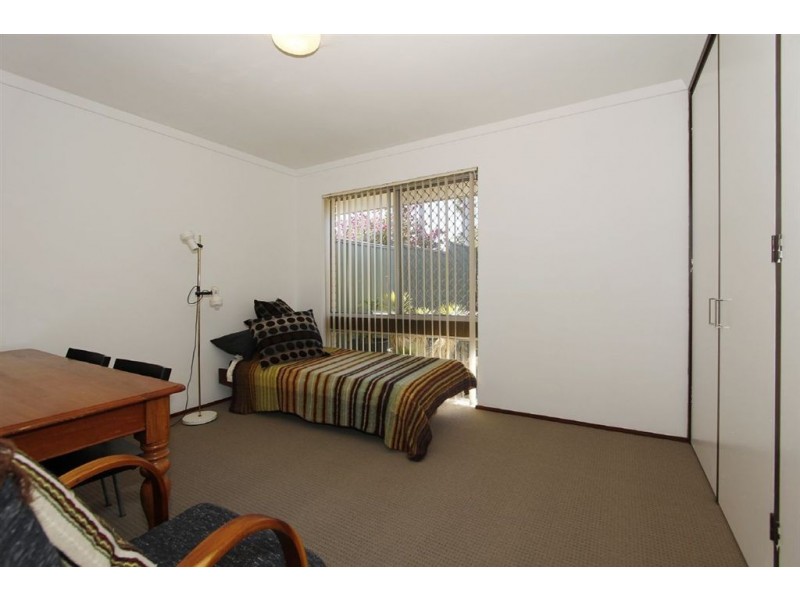 1/1 Paulik Way, Hamilton Hill WA 6163