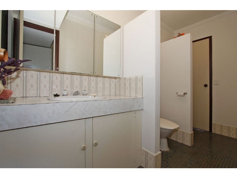 1/1 Paulik Way, Hamilton Hill WA 6163