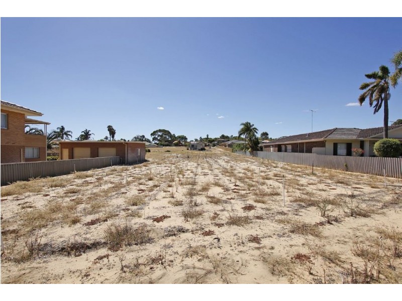 28 – 30 Forrest Road, Hamilton Hill WA 6163