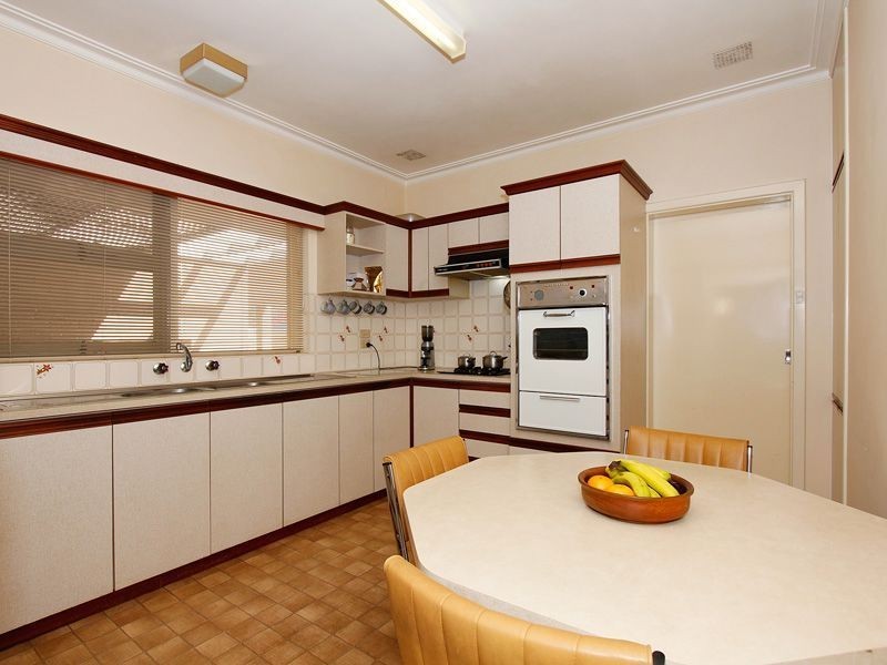 45 Potts Street, Melville WA 6156