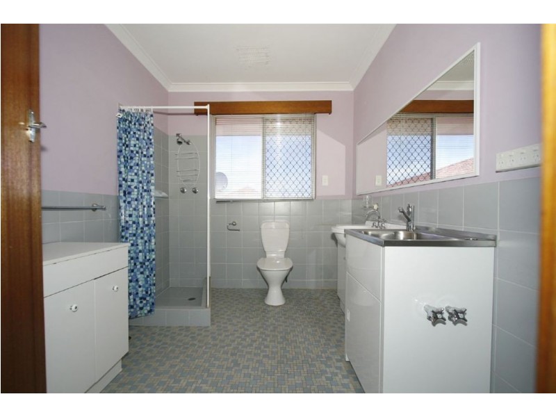 1/186 Clontarf Road, Hamilton Hill WA 6163