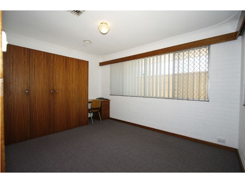 1/186 Clontarf Road, Hamilton Hill WA 6163