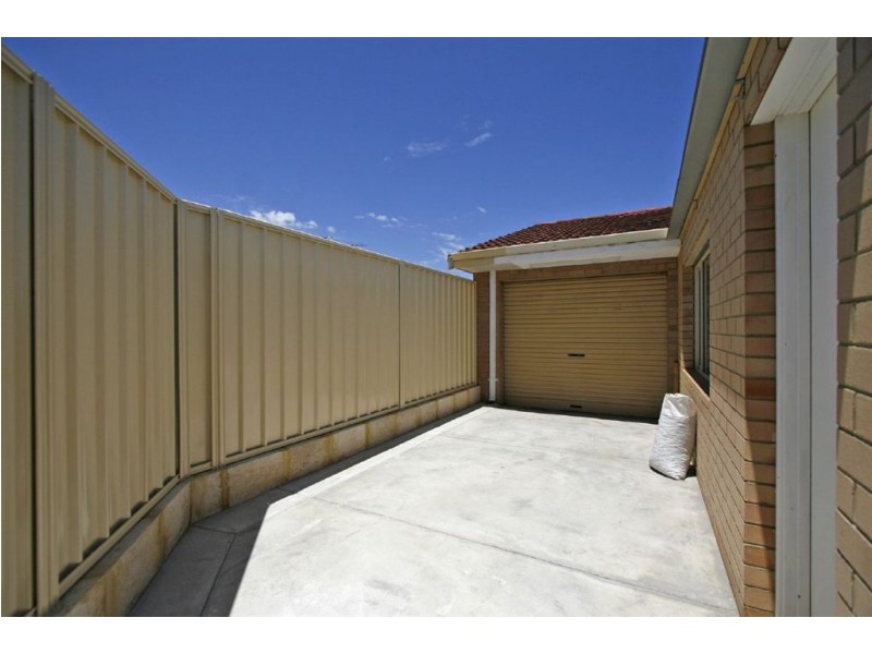 1/186 Clontarf Road, Hamilton Hill WA 6163