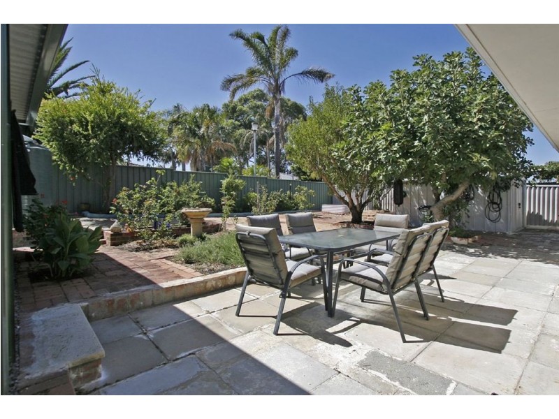 10 Stanyford Place, Hamilton Hill WA 6163