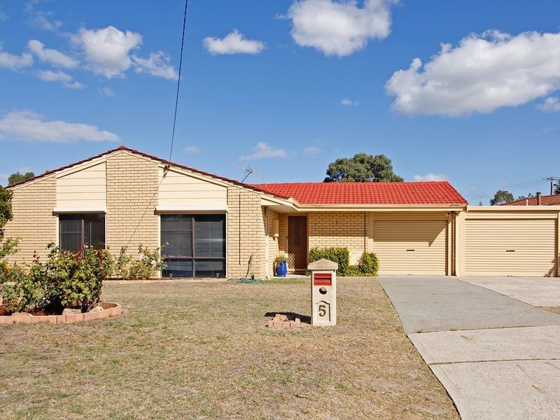 5 Arcaman Place, South Lake WA 6164