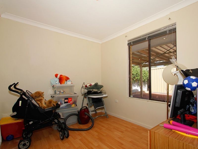 5 Arcaman Place, South Lake WA 6164