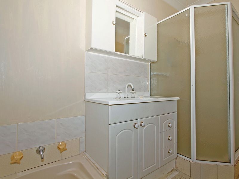 5 Arcaman Place, South Lake WA 6164