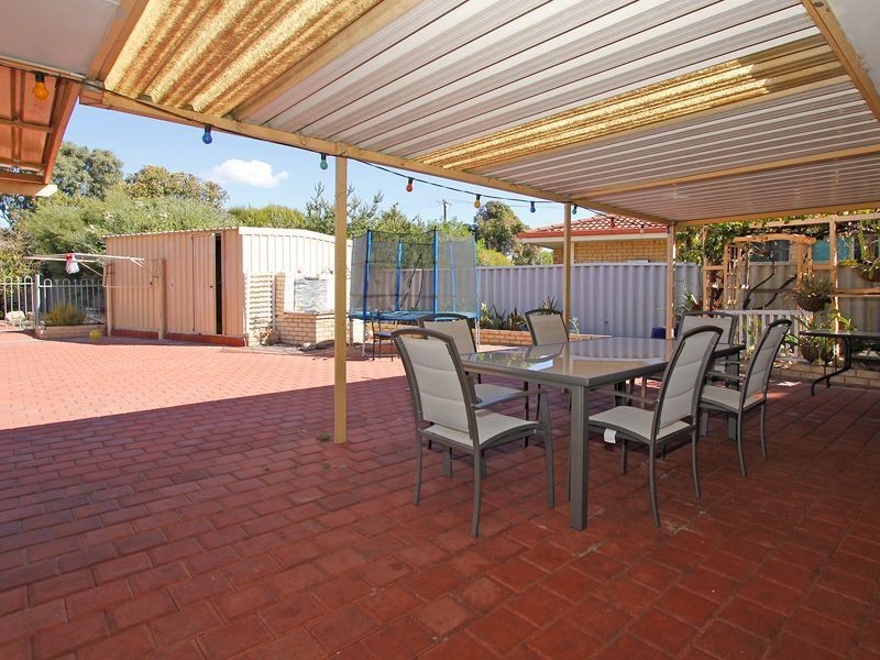 5 Arcaman Place, South Lake WA 6164