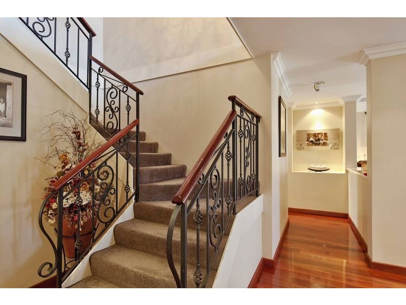 71 Glen Iris Drive, Jandakot WA 6164