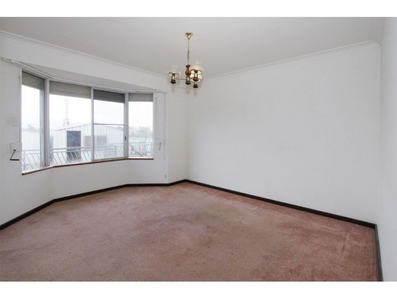 163 Dalison Avenue, Wattleup WA 6166