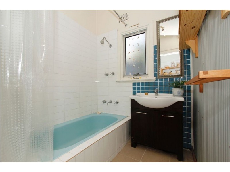 7 Butson Street, Hilton WA 6163
