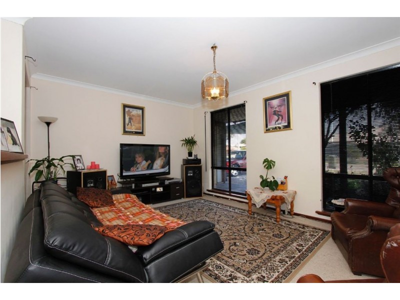 25 San Miguel Drive, Leeming WA 6149