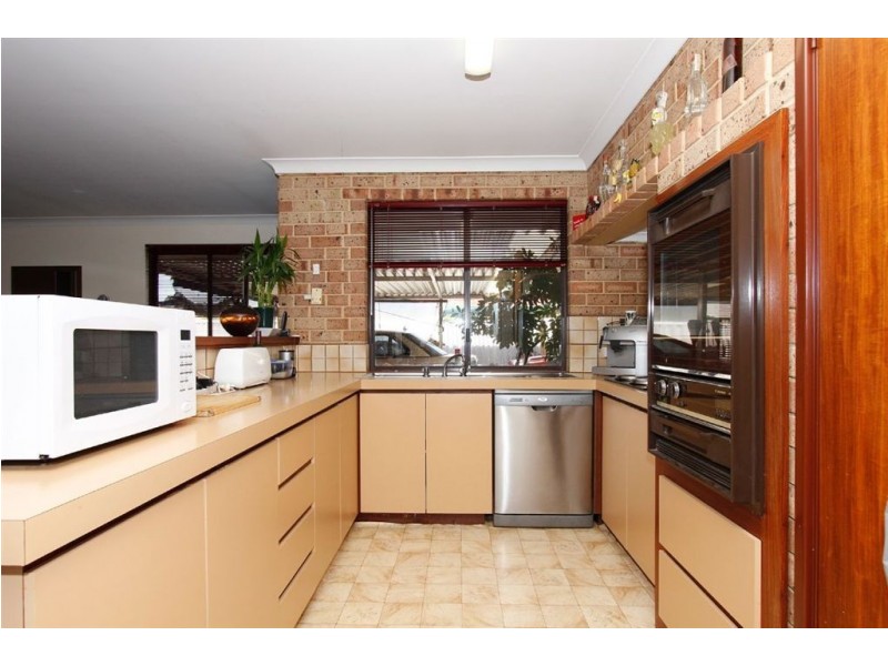 25 San Miguel Drive, Leeming WA 6149