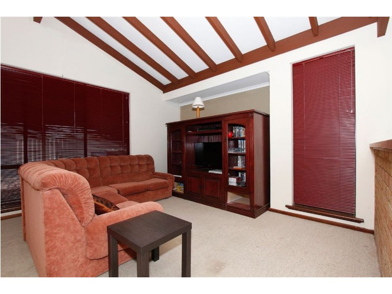 25 San Miguel Drive, Leeming WA 6149