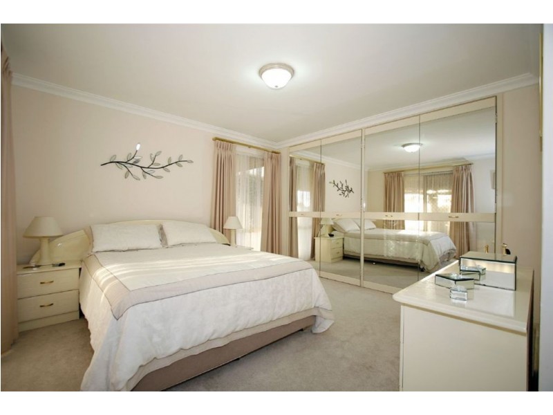 10 Arlington Loop, Coogee WA 6166