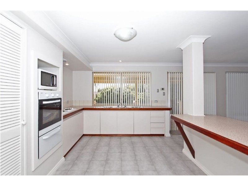 4 Clune Place, Coogee WA 6166
