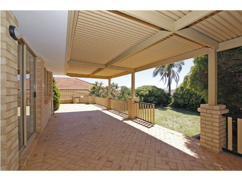 4 Clune Place, Coogee WA 6166